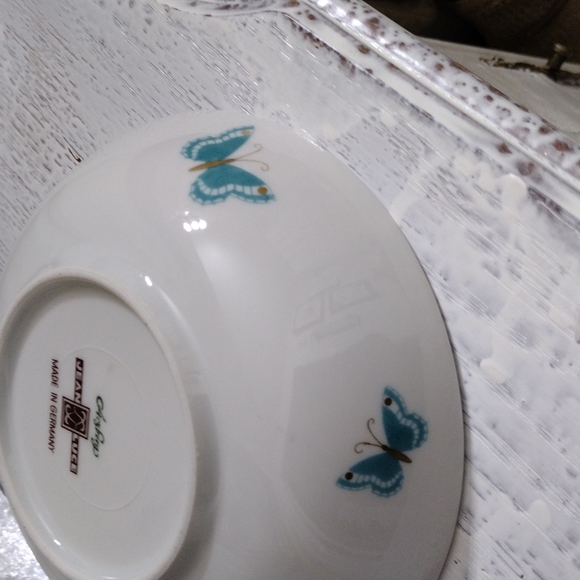 Jean Luce Vintage Butterfly Bowls - Picture 4 of 5